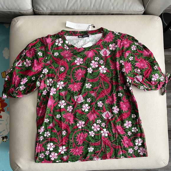 NWT - Zara Women’s Bow Tie Balloon Short Sleeve Blouse - Size L - Picture 3 of 8